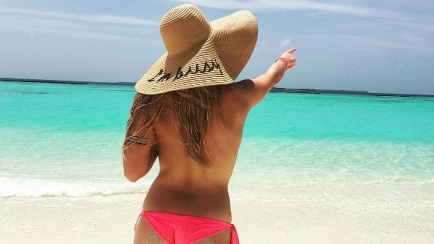 Schauspielerin Valentina Pahde während ihres Malediven-Urlaubs im Juli 2016