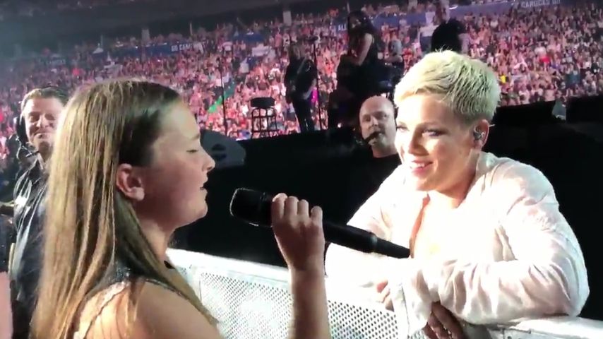 Spontanes Ständchen: Zwölfjährige flasht Pink beim Konzert!
