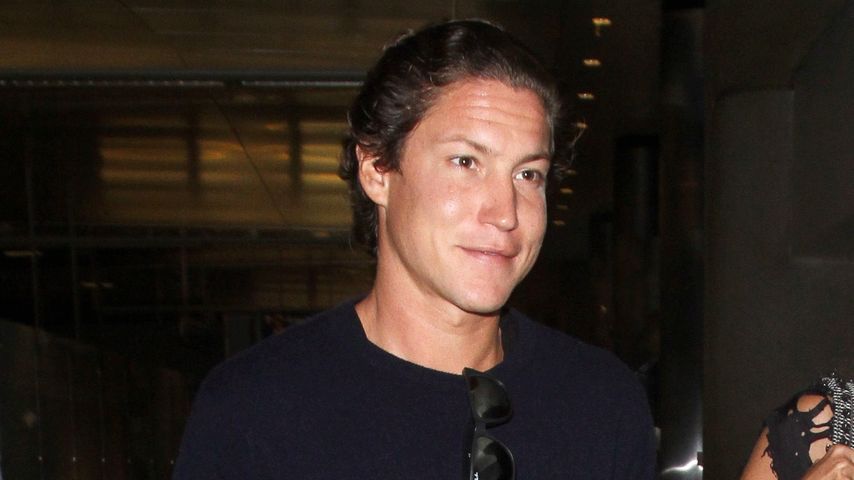 Vito Schnabel am Flughafen in Los Angeles