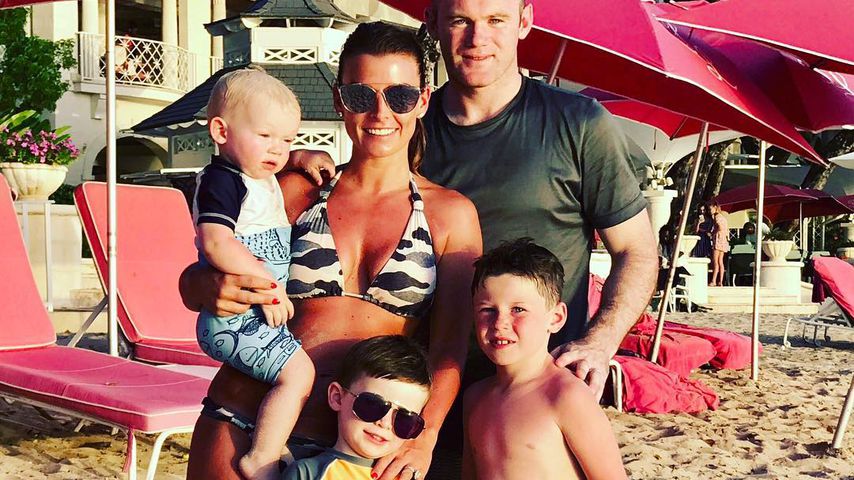 Wayne und Coleen Rooney mit ihren Kindern Kit, Kai und Klay