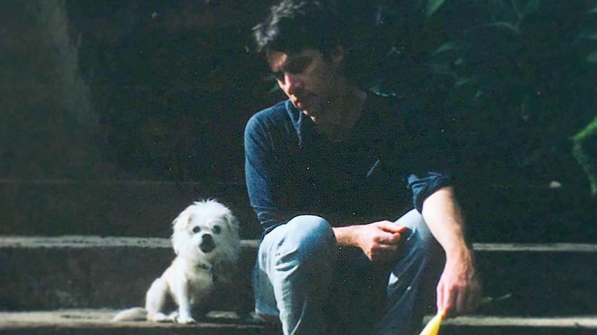 Regisseur Zach Braff und Roscoe