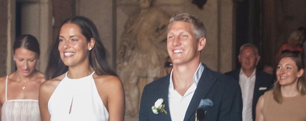 Ana Ivanovic und Bastian Schweinsteiger vor dem Standesamt in Venedig Ana Ivanovic und Bastian Schweinsteiger vor dem Standesamt in Venedig