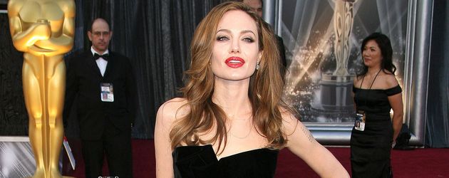 Angelina Jolie Angelina Jolie
