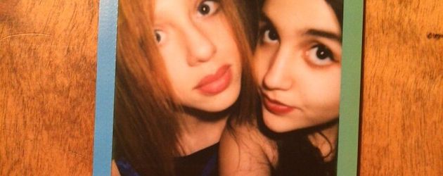 Anna Ermakova (links) mit einer Freundin Anna Ermakova (links) mit einer Freundin