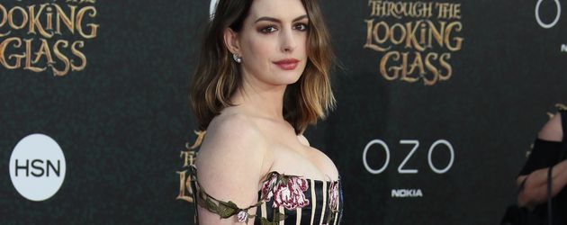 Anne Hathaway Anne Hathaway