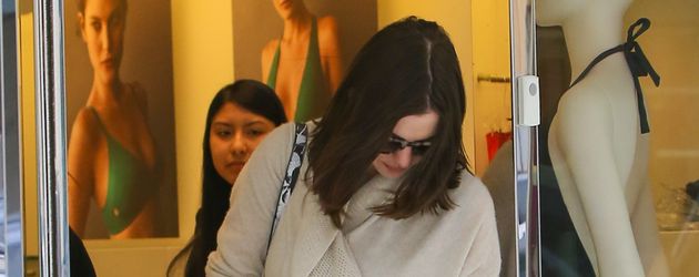 Anne Hathaway Anne Hathaway
