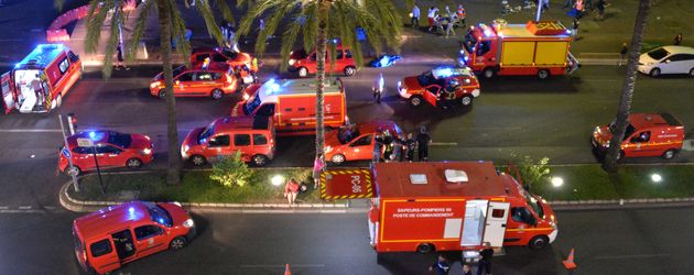 Anschlag am Nationalfeiertag - Auf der Promenade des Anglais in Nizza Anschlag am Nationalfeiertag - Auf der Promenade des Anglais in Nizza