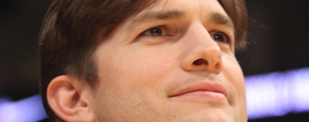 Ashton Kutcher Ashton Kutcher