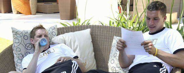 Bastian Schweinsteiger und Lukas Podolski im Trainingslager vor der WM 2006 Bastian Schweinsteiger und Lukas Podolski im Trainingslager vor der WM 2006