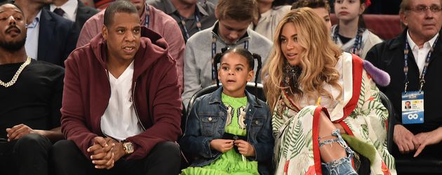 Beyoncé, Jay-Z und Blue Ivy Carter beim 66. NBA All-Star Spiel Beyoncé, Jay-Z und Blue Ivy Carter beim 66. NBA All-Star Spiel