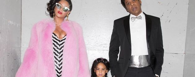 Beyoncé und Jay-Z als Ken und Barbie mit Tochter Blue Ivy Beyoncé und Jay-Z als Ken und Barbie mit Tochter Blue Ivy