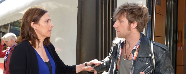 Ulrike Frank und Merlin Leonhardt in seiner vorerst letzten GZSZ-Szene 2014 Ulrike Frank und Merlin Leonhardt in seiner vorerst letzten GZSZ-Szene 2014