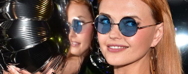 Bonnie Strange bei der Brooke Candy Mac Cosmetics Party in Berlin Bonnie Strange bei der Brooke Candy Mac Cosmetics Party in Berlin
