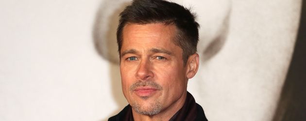 Brad Pitt im November 2016 bei der "Allied"-Premiere in London Brad Pitt im November 2016 bei der "Allied"-Premiere in London