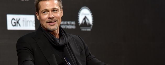 Brad Pitt bei der "Alied"-Pressekonferenz in Shanghai Brad Pitt bei der "Alied"-Pressekonferenz in Shanghai