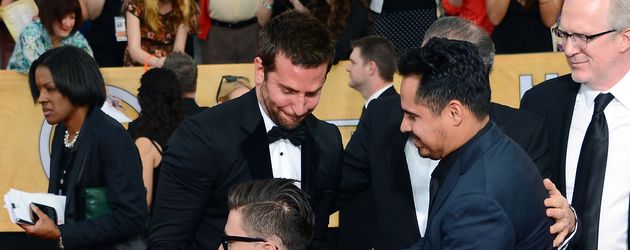 Bradley Cooper und Vitali Sediuk bei den Screen Actors Guild Awards 2014 Bradley Cooper und Vitali Sediuk bei den Screen Actors Guild Awards 2014