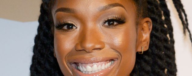 Brandy bei der Grammy-Verleihung 2016 Brandy bei der Grammy-Verleihung 2016