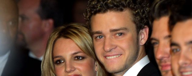 Britney Spears und Justin Timberlake im Februar 2002 Britney Spears und Justin Timberlake im Februar 2002