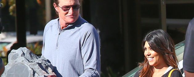 Kourtney Kardashian und Bruce Jenner Kourtney Kardashian und Bruce Jenner