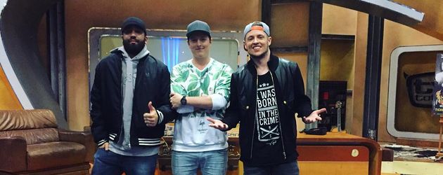 Chris, Phil und C-Bas (v.l.) bei TV Total im September 2015 Chris, Phil und C-Bas (v.l.) bei TV Total im September 2015