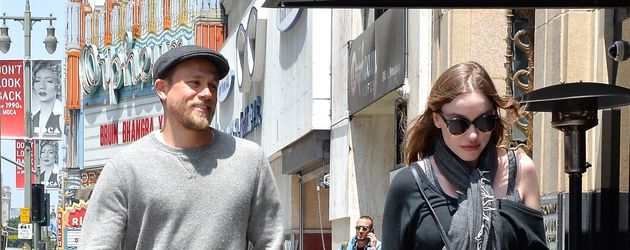 Charlie Hunnam mit seiner Freundin Morgana McNelis Charlie Hunnam mit seiner Freundin Morgana McNelis