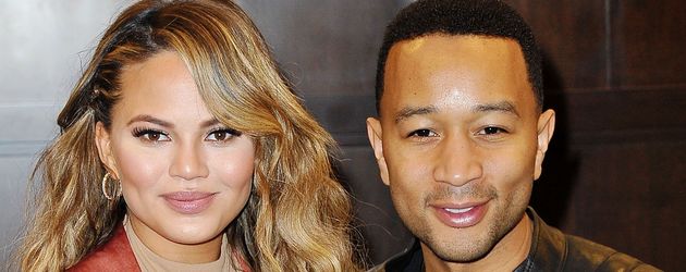 Chrissy Teigen und John Legend Chrissy Teigen und John Legend