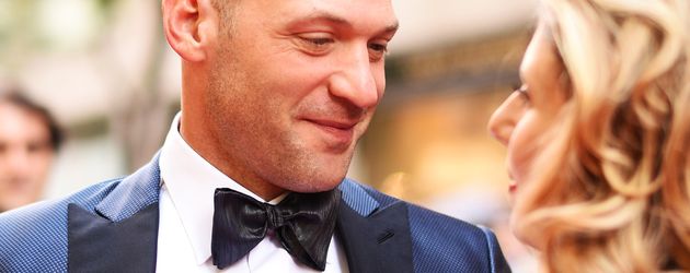 Nadia Bowers und Corey Stoll Nadia Bowers und Corey Stoll