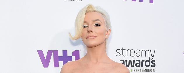 Courtney Stodden bein den Streamy Awards 2015 in L.A. Courtney Stodden bein den Streamy Awards 2015 in L.A.