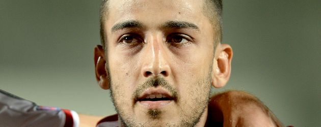 Der walisische Fußballer Neil Taylor beim EM Qualifikationsspiel in Andorra Der walisische Fußballer Neil Taylor beim EM Qualifikationsspiel in Andorra