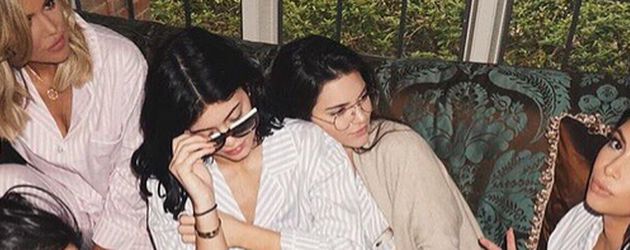 Khloe Kardashian, Kylie Jenner, Kim Kardashian, Kendall Jenner und Kourtney Kardashian Khloe Kardashian, Kylie Jenner, Kim Kardashian, Kendall Jenner und Kourtney Kardashian