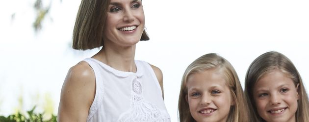 Prinzessin Letizia, Prinz Felipe von Spanien, Prinzessin Leonor von Spanien und Prinzessin Sofía von Prinzessin Letizia, Prinz Felipe von Spanien, Prinzessin Leonor von Spanien und Prinzessin Sofía von