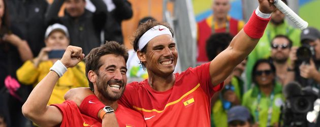 Die spanischen Tennisspieler Marc Lopez und Rafael Nadal bei Olympia 2016 Die spanischen Tennisspieler Marc Lopez und Rafael Nadal bei Olympia 2016