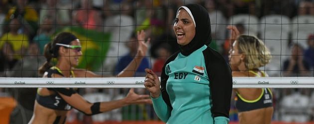 Doaa Elghobashy beim Beachvolleyball-Spiel gegen Deutschland Doaa Elghobashy beim Beachvolleyball-Spiel gegen Deutschland