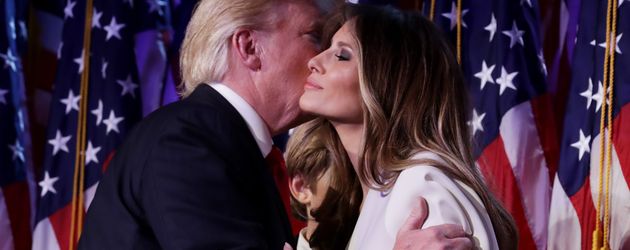 Donald Trump und Melania nach der erfolgreichen Präsidentschaftswahl Donald Trump und Melania nach der erfolgreichen Präsidentschaftswahl