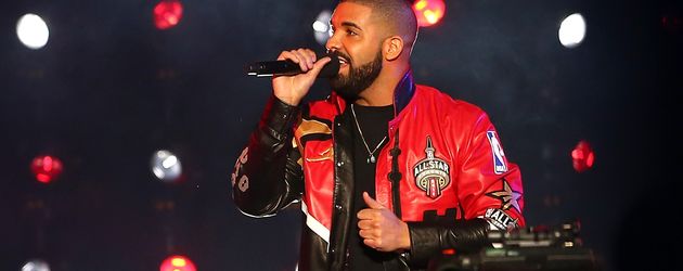Drake beim NBA All-Star Game 2016 Drake beim NBA All-Star Game 2016