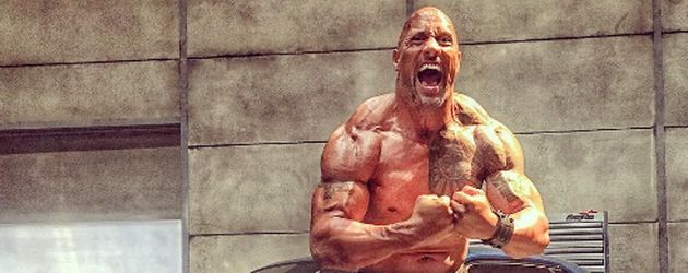 Dwayne "The Rock" Johnson am Set von Fast 8 Dwayne "The Rock" Johnson am Set von Fast 8
