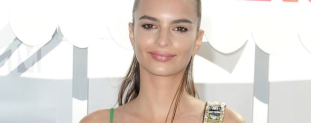 Emily Ratajkowski Emily Ratajkowski