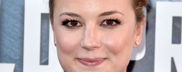 Emily VanCamp Emily VanCamp