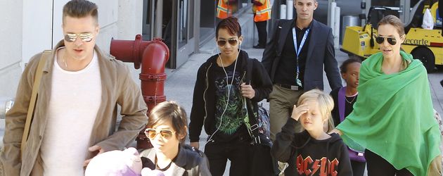 Angelina Jolie, Brad Pitt und Maddox Jolie-Pitt Angelina Jolie, Brad Pitt und Maddox Jolie-Pitt