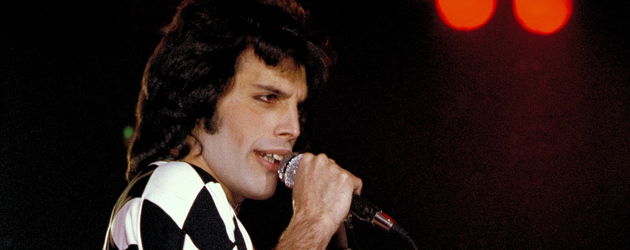 Freddie Mercury bei einem Auftritt Freddie Mercury bei einem Auftritt