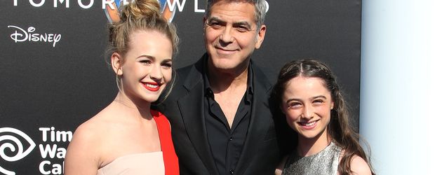 George Clooney, Raffey Cassidy und Britt Robertson George Clooney, Raffey Cassidy und Britt Robertson