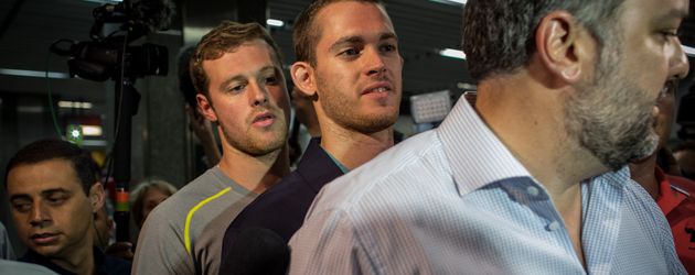 Gunnar Bentz und Jack Conger am Flughafen von Rio de Janeiro Gunnar Bentz und Jack Conger am Flughafen von Rio de Janeiro