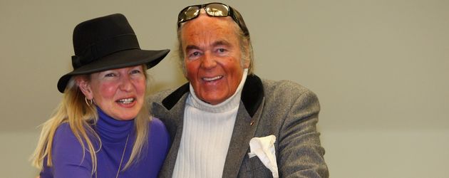 Titelhändler Hans-Hermann Weyer mit seine Ehefrau Christina in München Titelhändler Hans-Hermann Weyer mit seine Ehefrau Christina in München