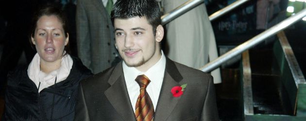 Stan Yanevski bei der Premiere von "Harry Potter und der Feuerkelch" 2005 in London Stan Yanevski bei der Premiere von "Harry Potter und der Feuerkelch" 2005 in London