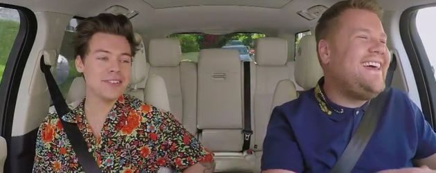 Harry Styles und James Corden beim Carpool Karaoke der "The Late Late Show" Harry Styles und James Corden beim Carpool Karaoke der "The Late Late Show"