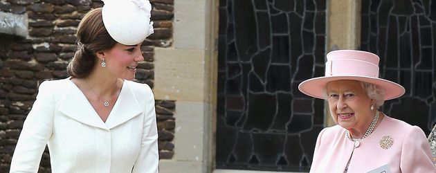 Herzogin Kate und Queen Elizabeth II. Herzogin Kate und Queen Elizabeth II.