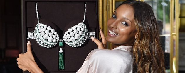 Jasmine Tookes beim "Victoria's Secret"-Fotoshooting mit dem "Fantasy Bra" Jasmine Tookes beim "Victoria's Secret"-Fotoshooting mit dem "Fantasy Bra"
