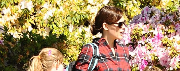 Jennifer Garner mit ihren Töchtern Seraphina und Violet Jennifer Garner mit ihren Töchtern Seraphina und Violet
