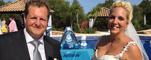 Jens Büchner und Daniela Karabas an ihrem Hochzeitstag Jens Büchner und Daniela Karabas an ihrem Hochzeitstag