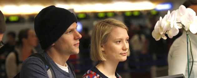 Jesse Eisenberg und Mia Wasikowska Jesse Eisenberg und Mia Wasikowska